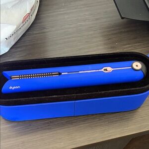 Dyson Cobalt Blue Hair Styler
